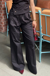 BLACK BAGGY PANTS