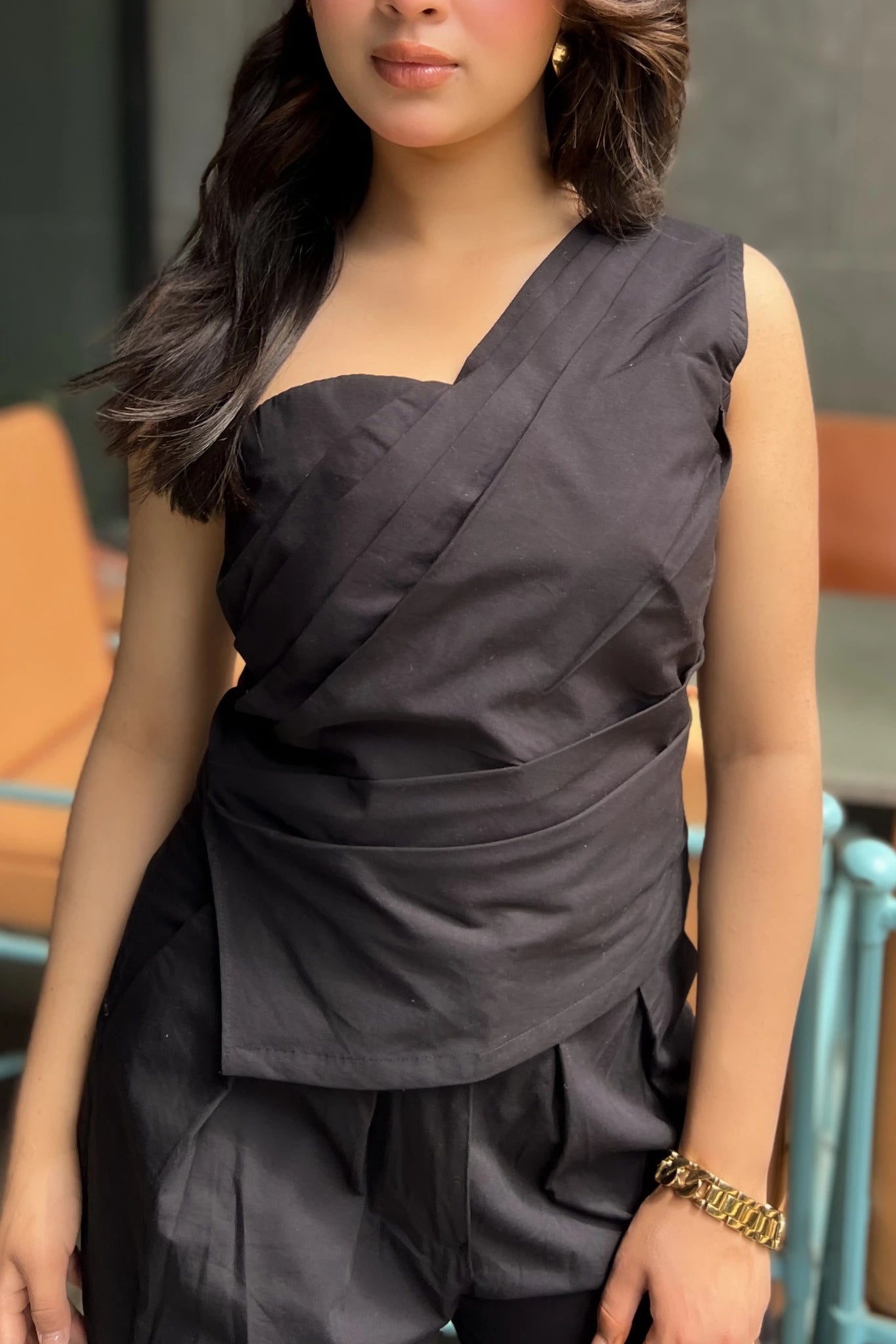 ONE SHOULDER DRAPED TOP
