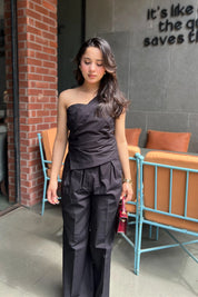 ONE SHOULDER DRAPED TOP